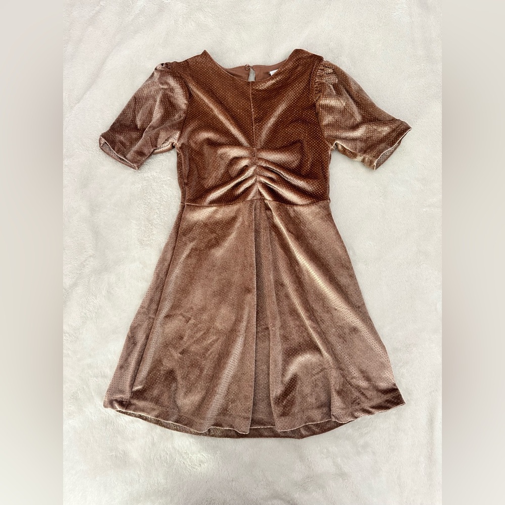Sparkly Velvet Dress in color Golden